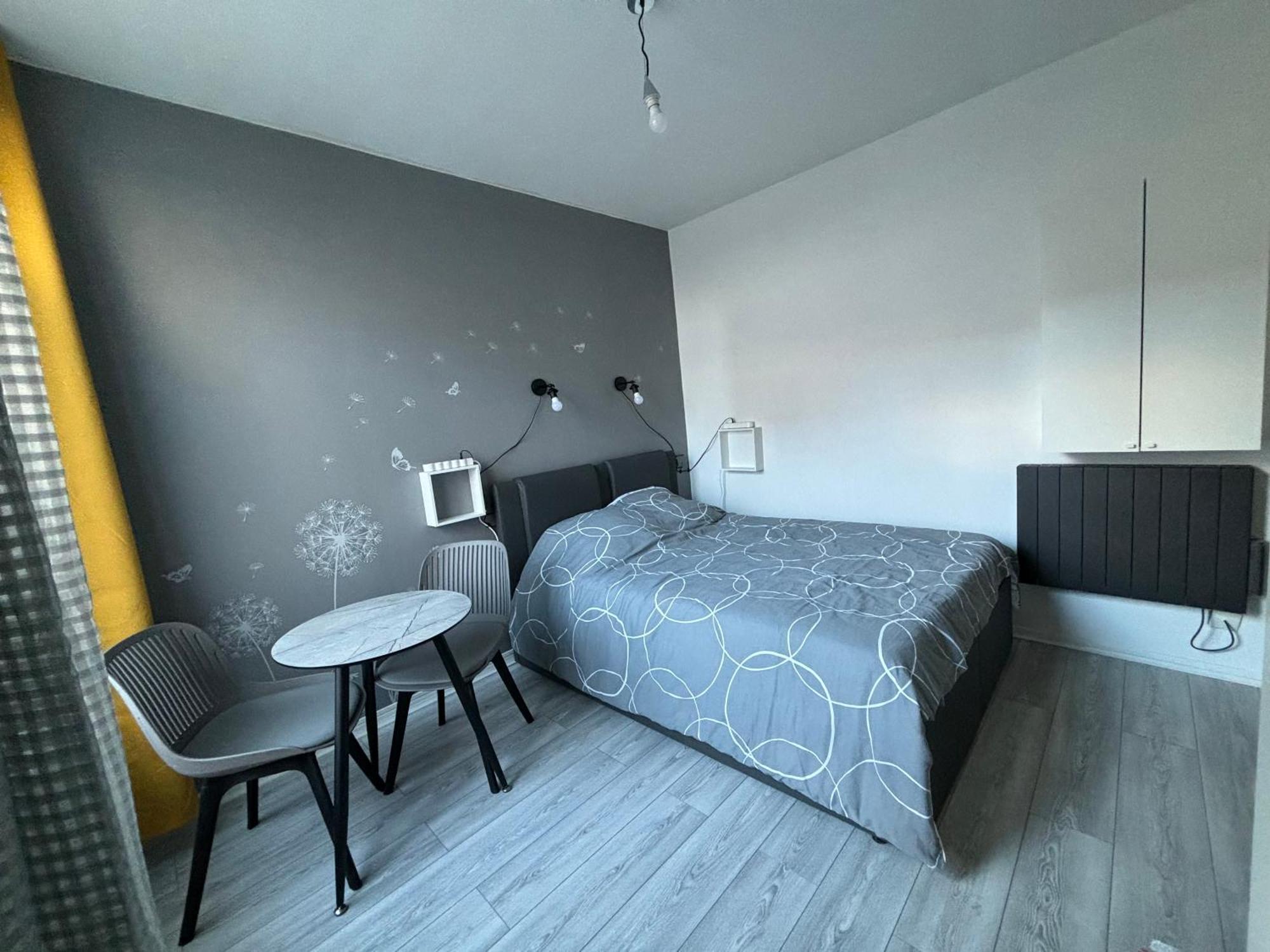 Studio A 7 Min Du Metro Le Kremlin-Bicetre - Proche Paris Villejuif Exterior foto